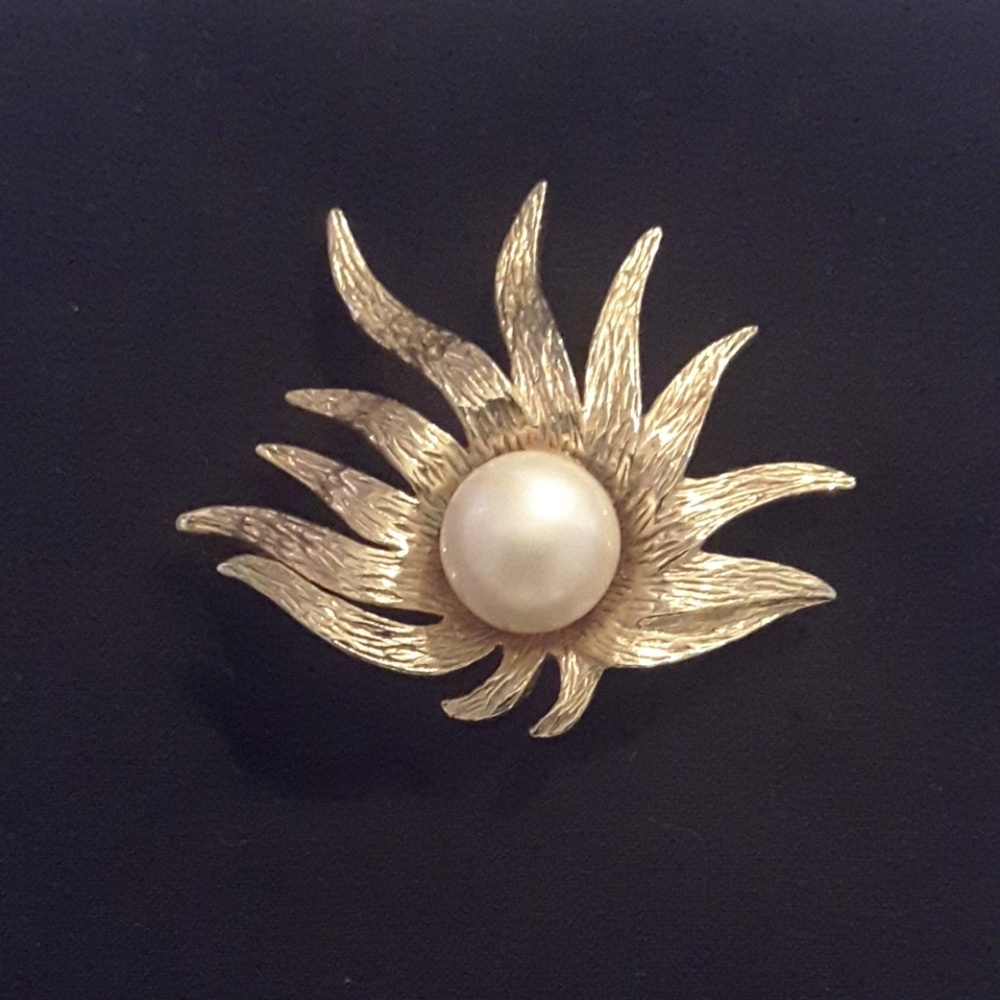 Broach